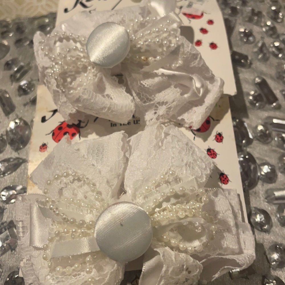 HAIR BOWS
